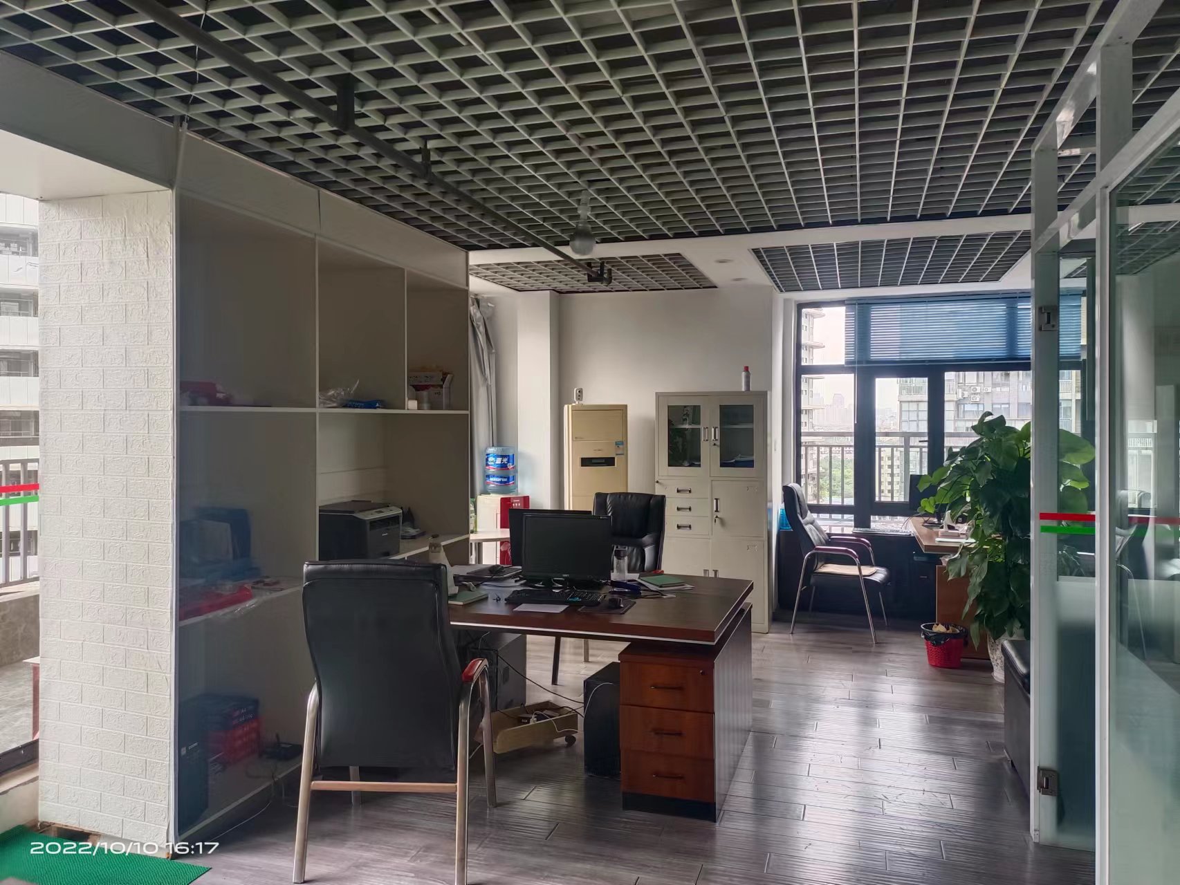 双流办公室4.jpg 双流办公室4.jpg