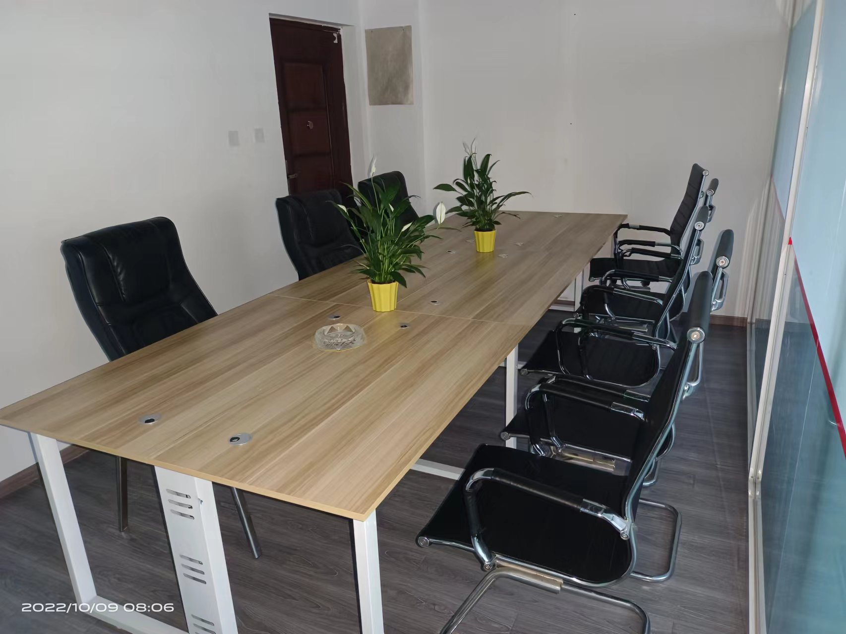 双流会议室.jpg 双流会议室.jpg